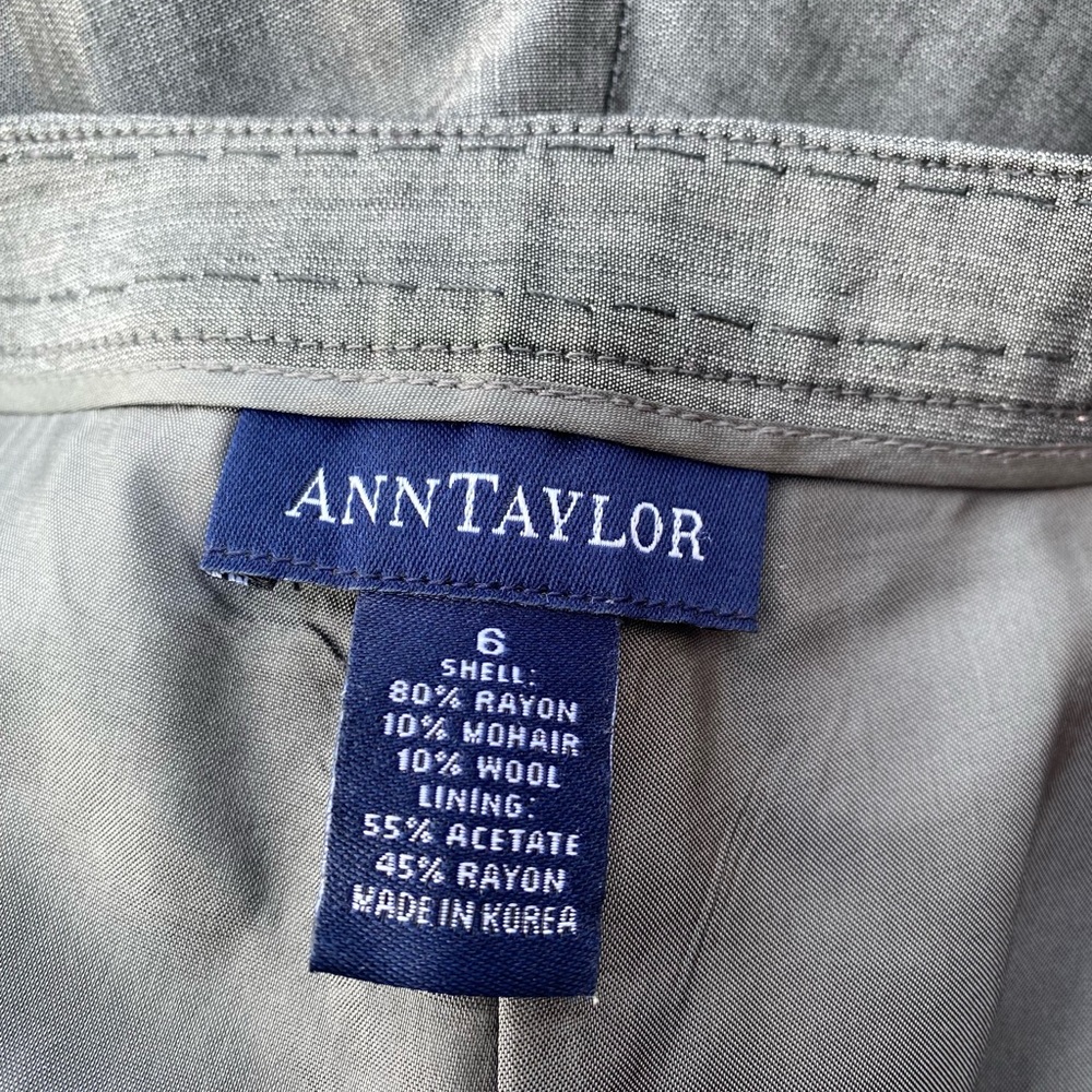 Ann Taylor - Woman’s Gray Mohair/Wool Blend High-rise Crop Pants, Size: 6 - Picture 5 of 7